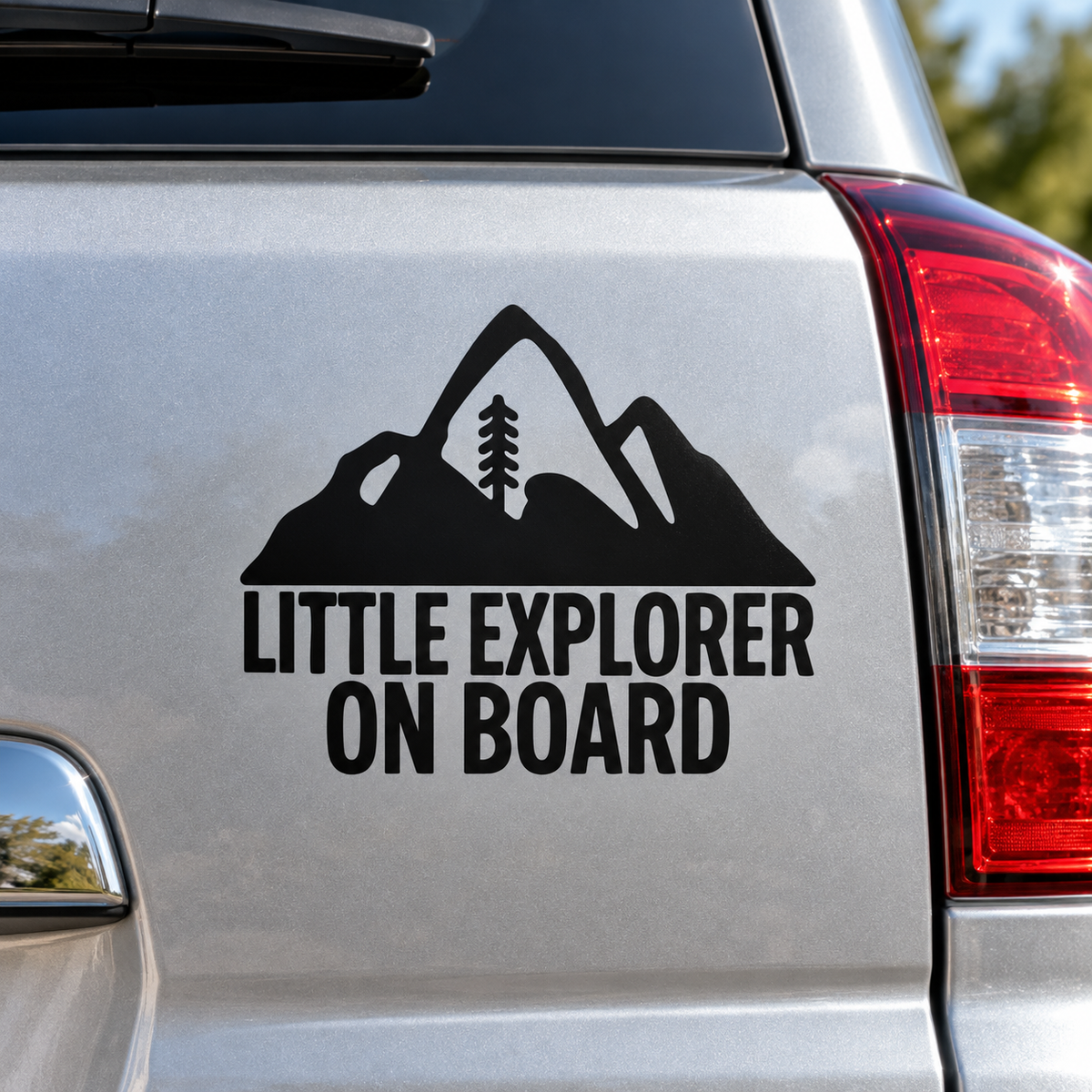 W17 black Little Explorer on Board