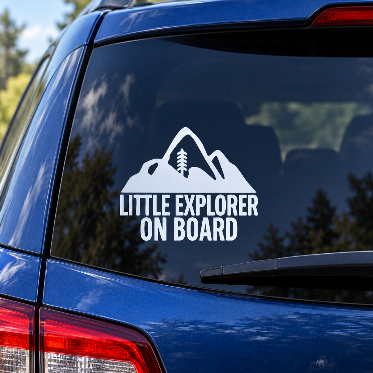 W17 white Little Explorer on Board